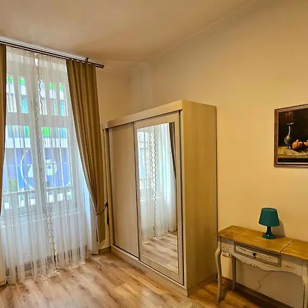 Deluxe * Saraybosna