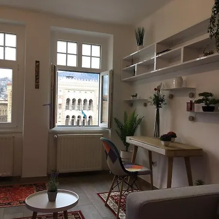 Apartment Deluxe *